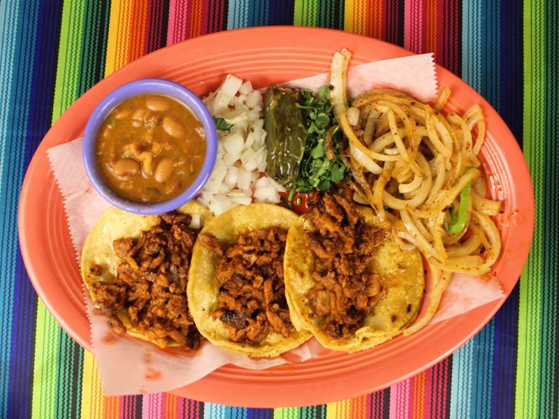 Sabor A La Mexicana food